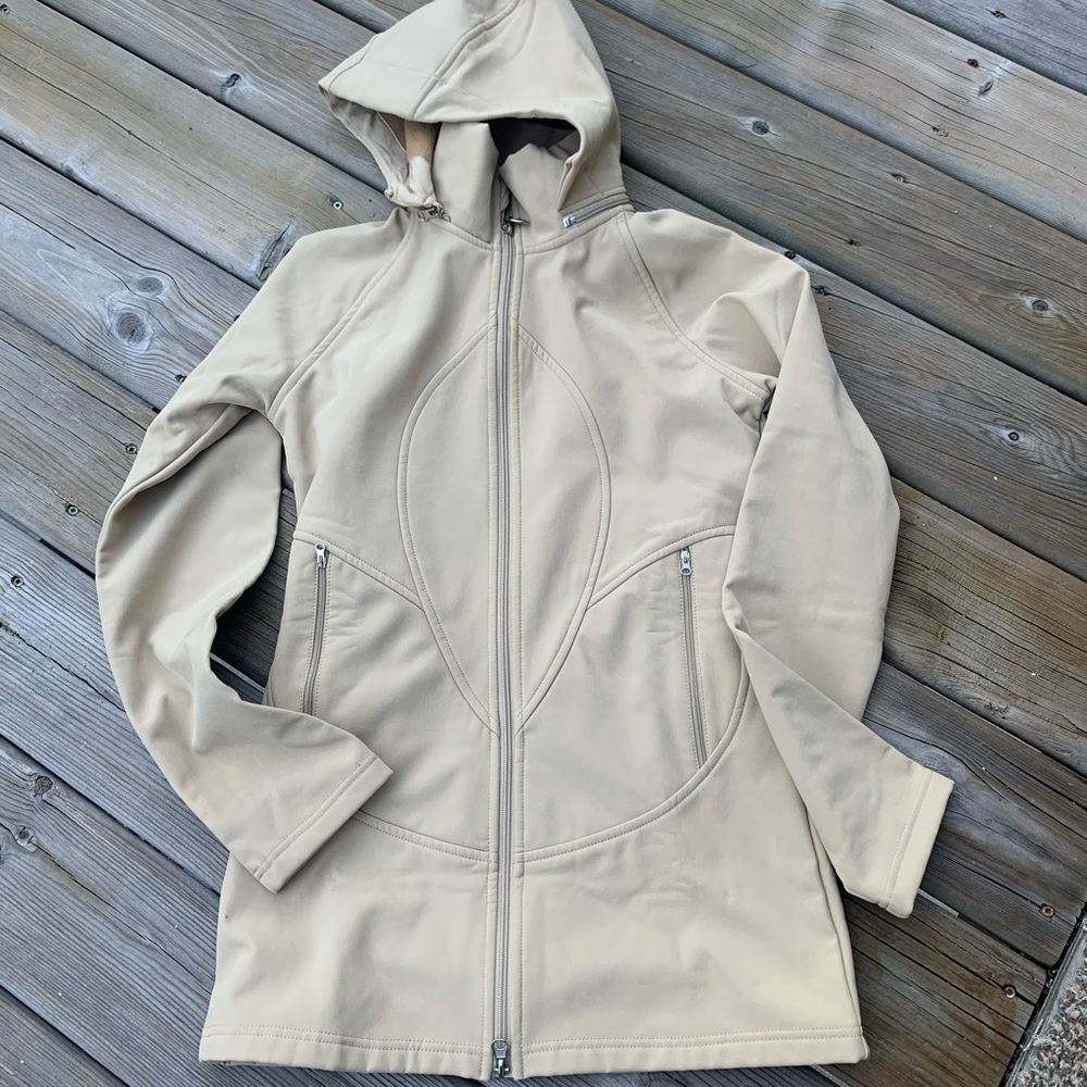 🦋 LOTUSWEAR Trench coat
